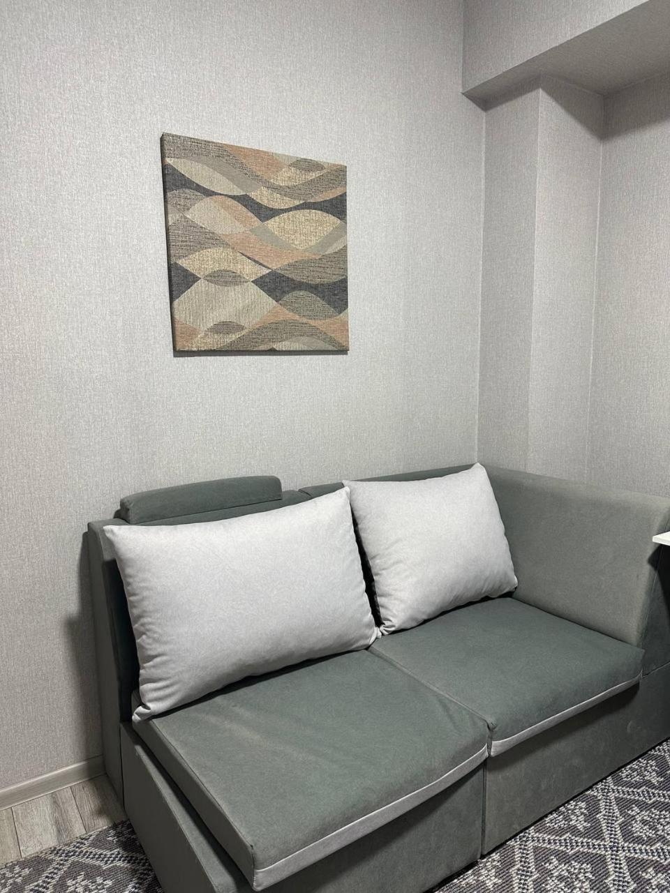 Cube House Osh Hotel Buitenkant foto